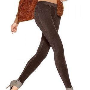 NWT Hue Corduroy Jean Legging